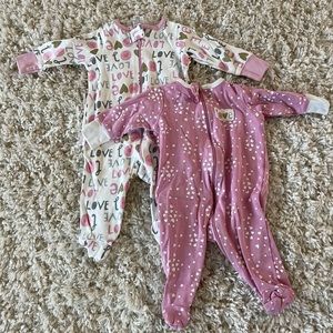 2 0-3 month sleepers